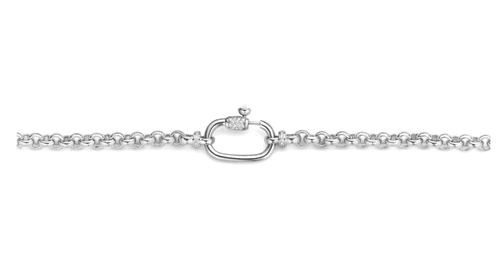 A TI SENTO Milano Necklace with an oval clasp.