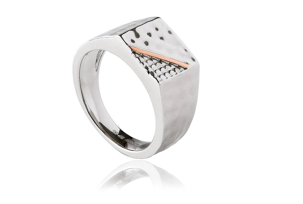 A Clogau Men’s Dragon Scale Ring 3SDSSR with a design on it.