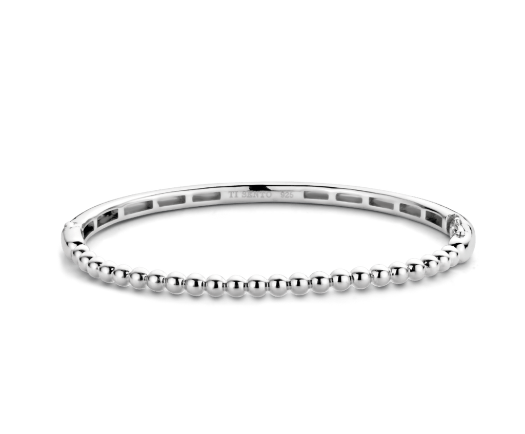 A TI SENTO Milano Bangle Gift Set 4851SI with diamonds.