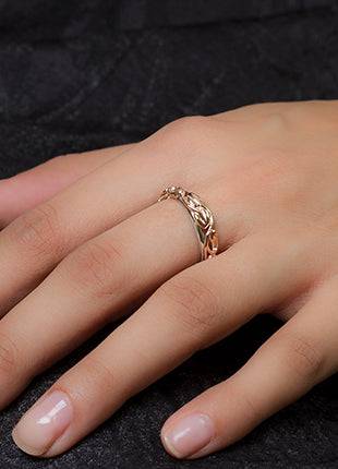 A woman's hand with a Clogau Tree of Life® Ring ILR on it.