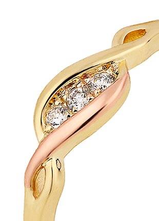 A Clogau Gold Past Present Future® Diamond Ring PPFR with diamonds.